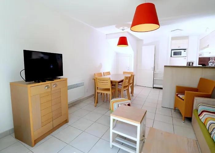 Le Bois De La Gree 6111 By Tah - Piscine 포르니세